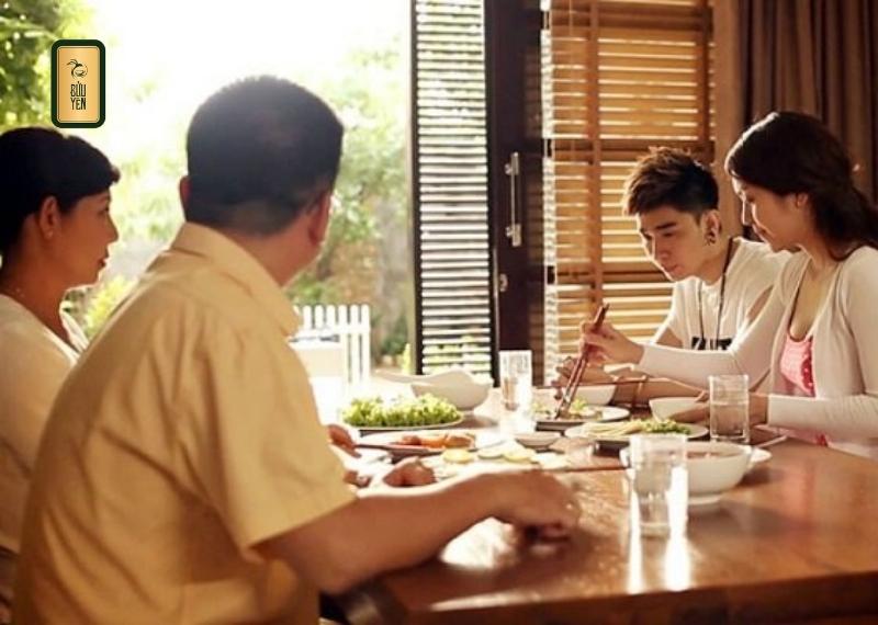Cần tế nhị trong cư xử – giữ khoảng cách với người yêu