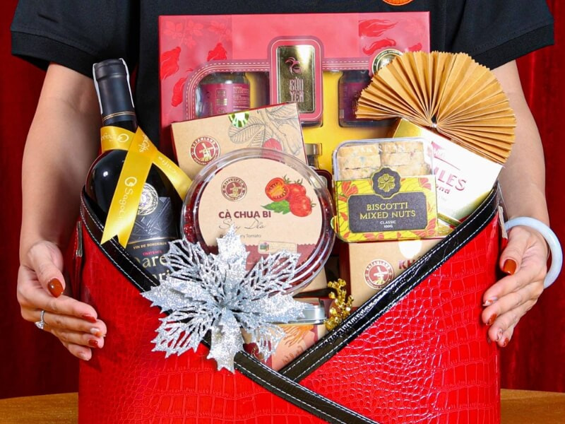 Giỏ quà tết cho nhân viên