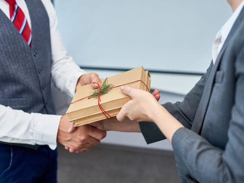 Quà Tết doanh nghiệp cho khách hàng