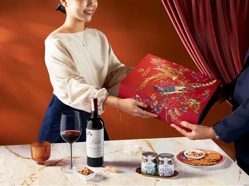 Tặng quà Tết cho đối tác