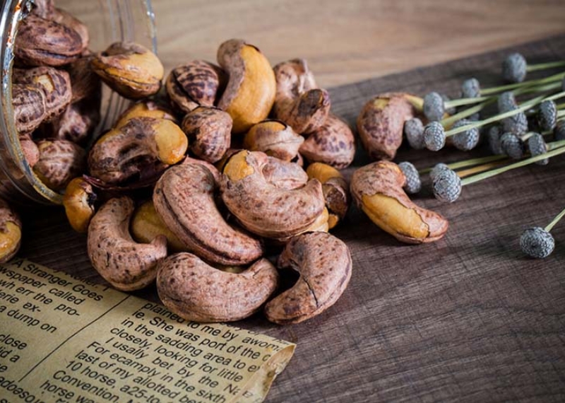 Hạt điều tươi rang muối Bình Phước
