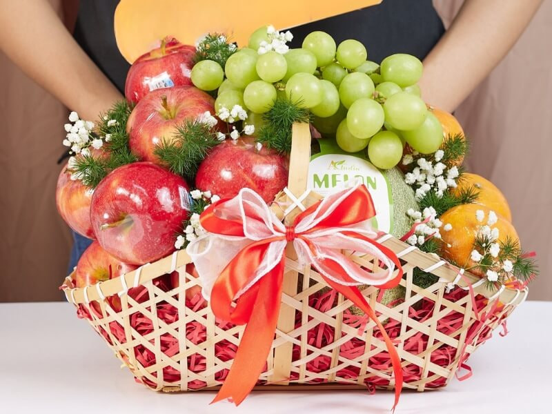 Giỏ trái cây tặng vợ dịp Tết