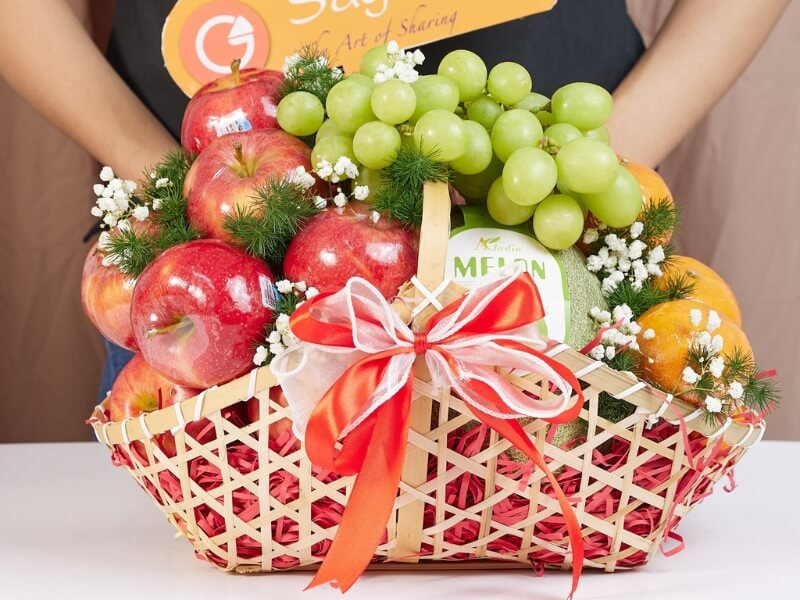 Giỏ trái cây tươi tết đồng nghiệp