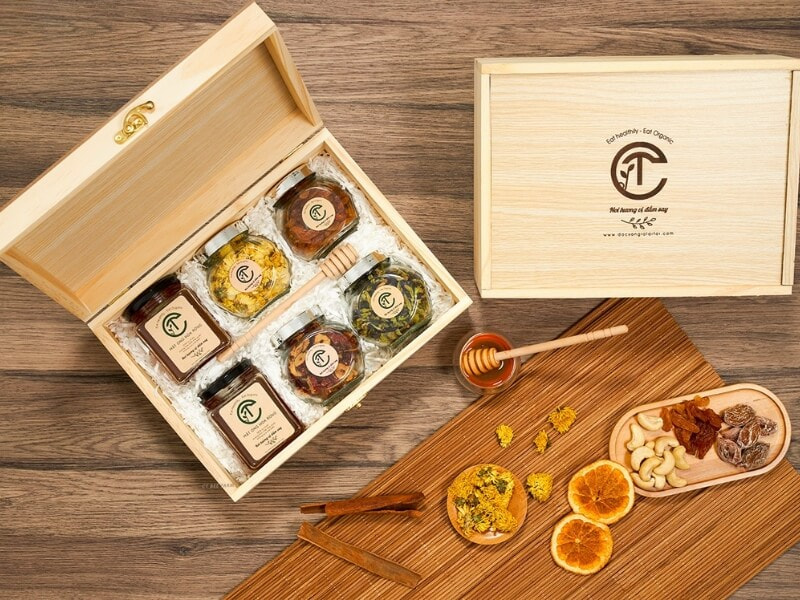 set trà và mật ong tặng Tết cho công nhân