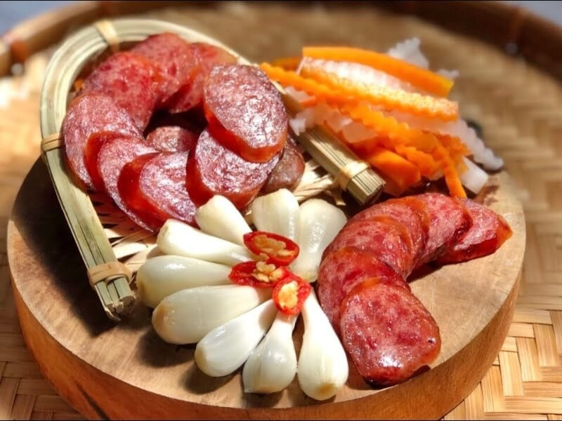 Lạp xưởng đặc sản Điện Biên